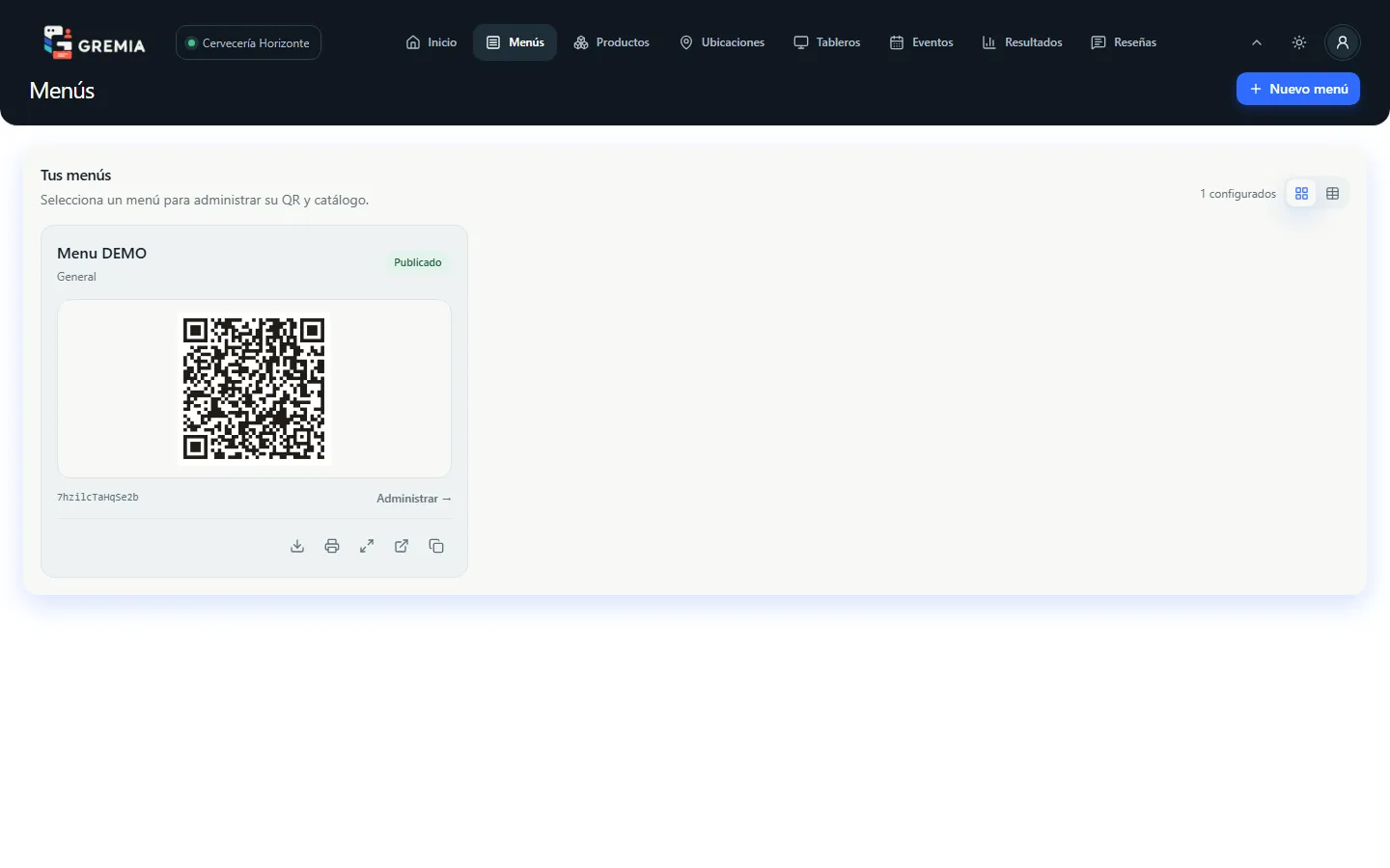 Lista de menús con vista de cuadrícula, mostrando el código QR y el estado de cada menú